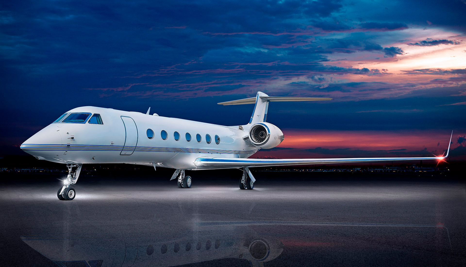 N588TNexterior2blue-nr