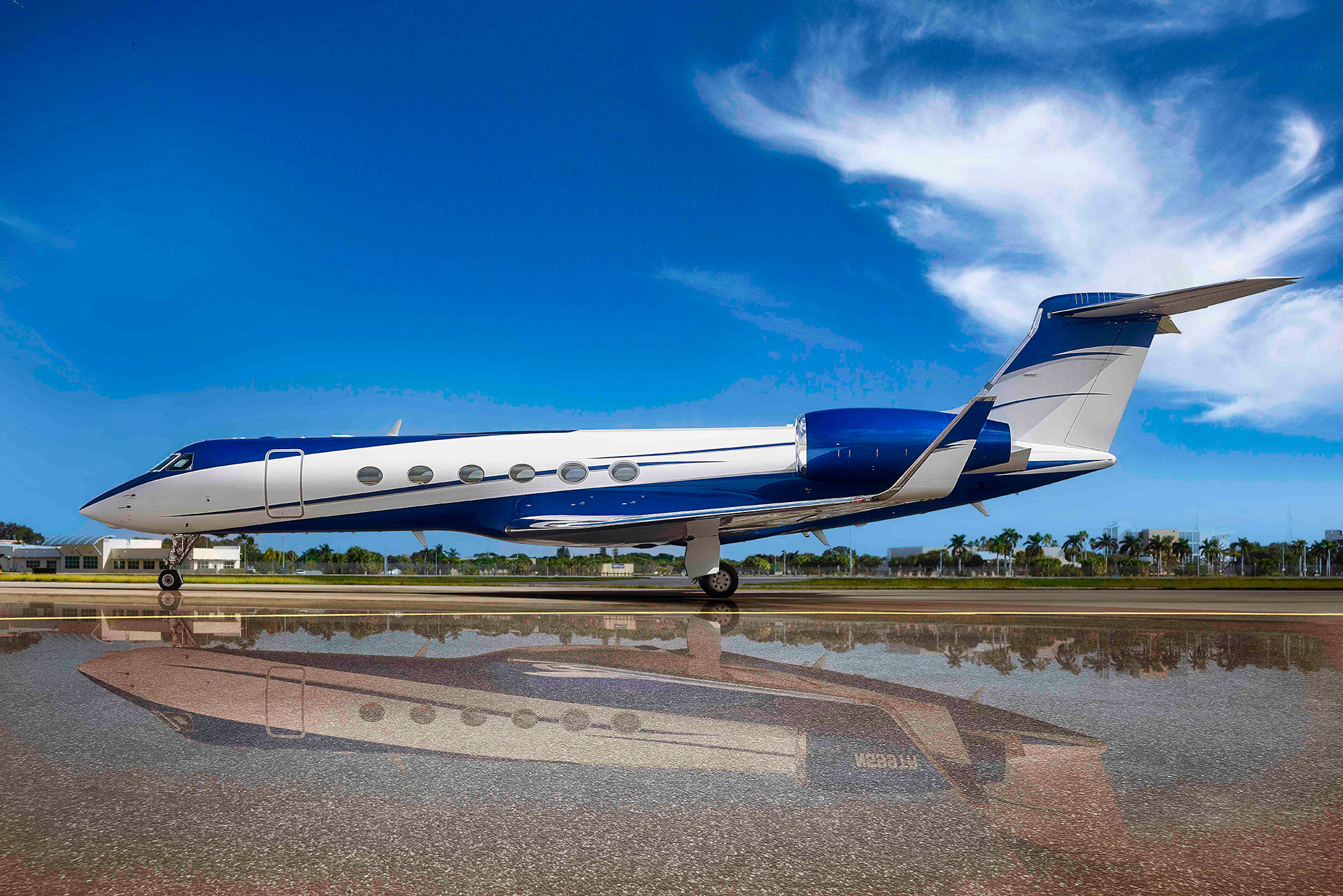 N599TR-exterior-horizontal-nr