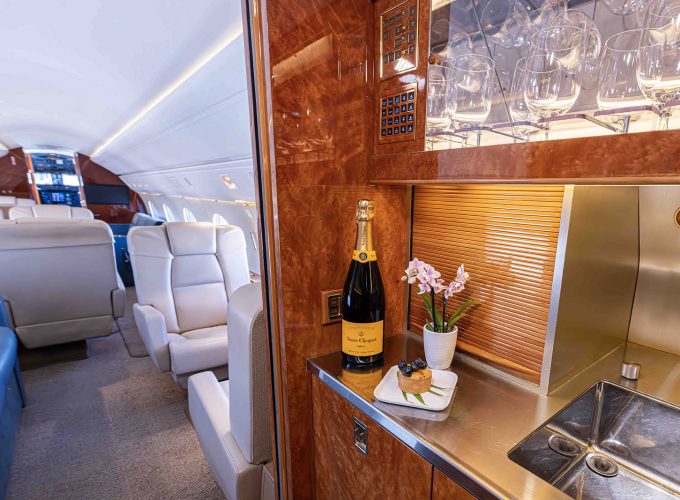 N1D-interior-aftgalley