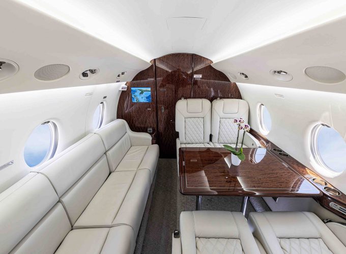 N454TH-interior-aftfacing-half