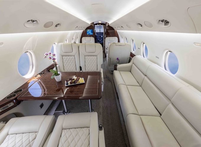 N454TH-interior-forwardfacing-full