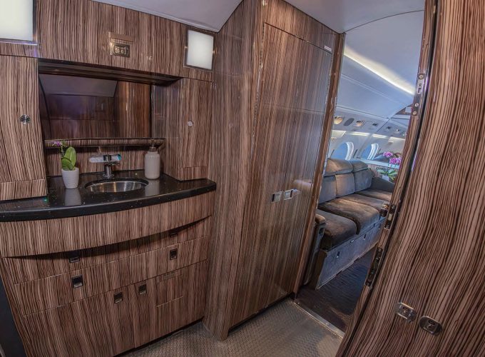 N62FF-interior-aftlav