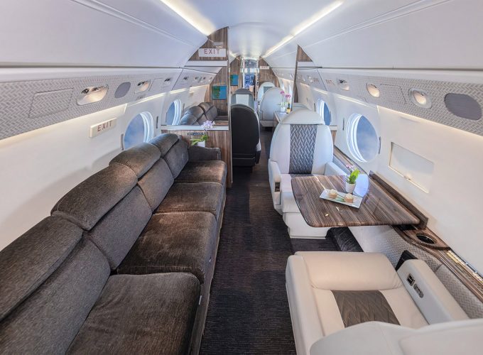 N62FF-interior-forwardfacing-fulldeco