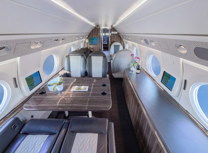 N62FF-interior-forwardfacing-half